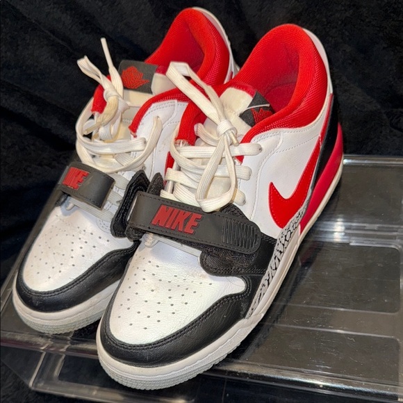 Nike Red and Black Sneakers Classic Low-Top Design - Picture 1 of 13